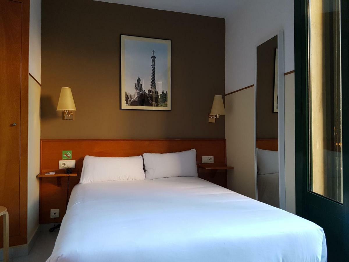 El Jardi Hotel บาร์เซโลนา ภายนอก รูปภาพ