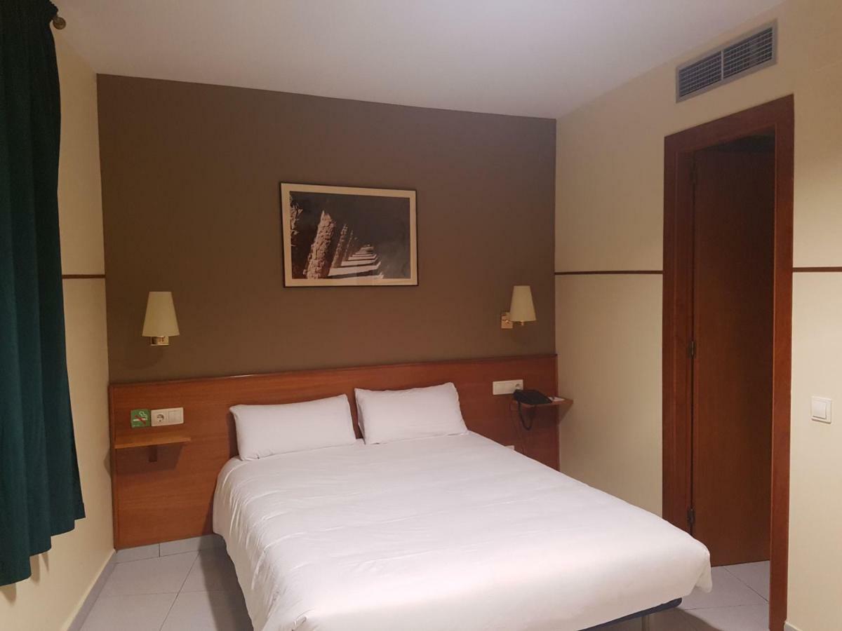 El Jardi Hotel บาร์เซโลนา ภายนอก รูปภาพ